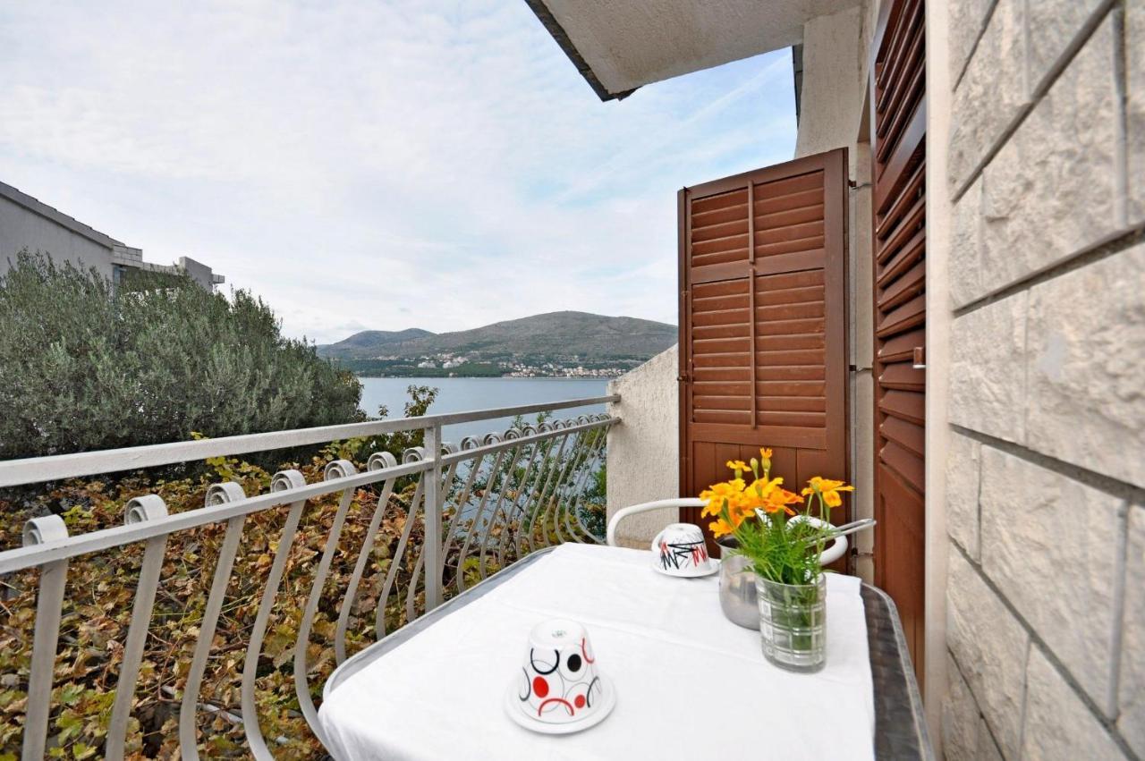 Apartment Jakov Donji Okrug  Luaran gambar